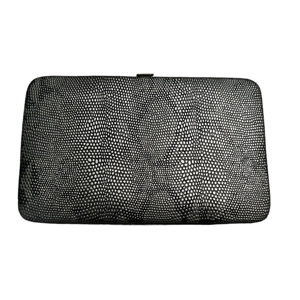 Squared by Sondra Roberts flat‎ clutch purse